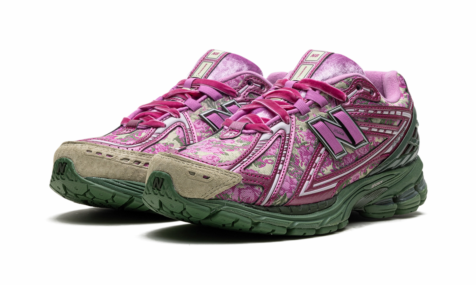 national - team - themed running gear 1906R "Jack Harlow - Rose Runner"