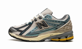 1906R "NEW SPRUCE" Cushioned heel Flex Groove Channeling