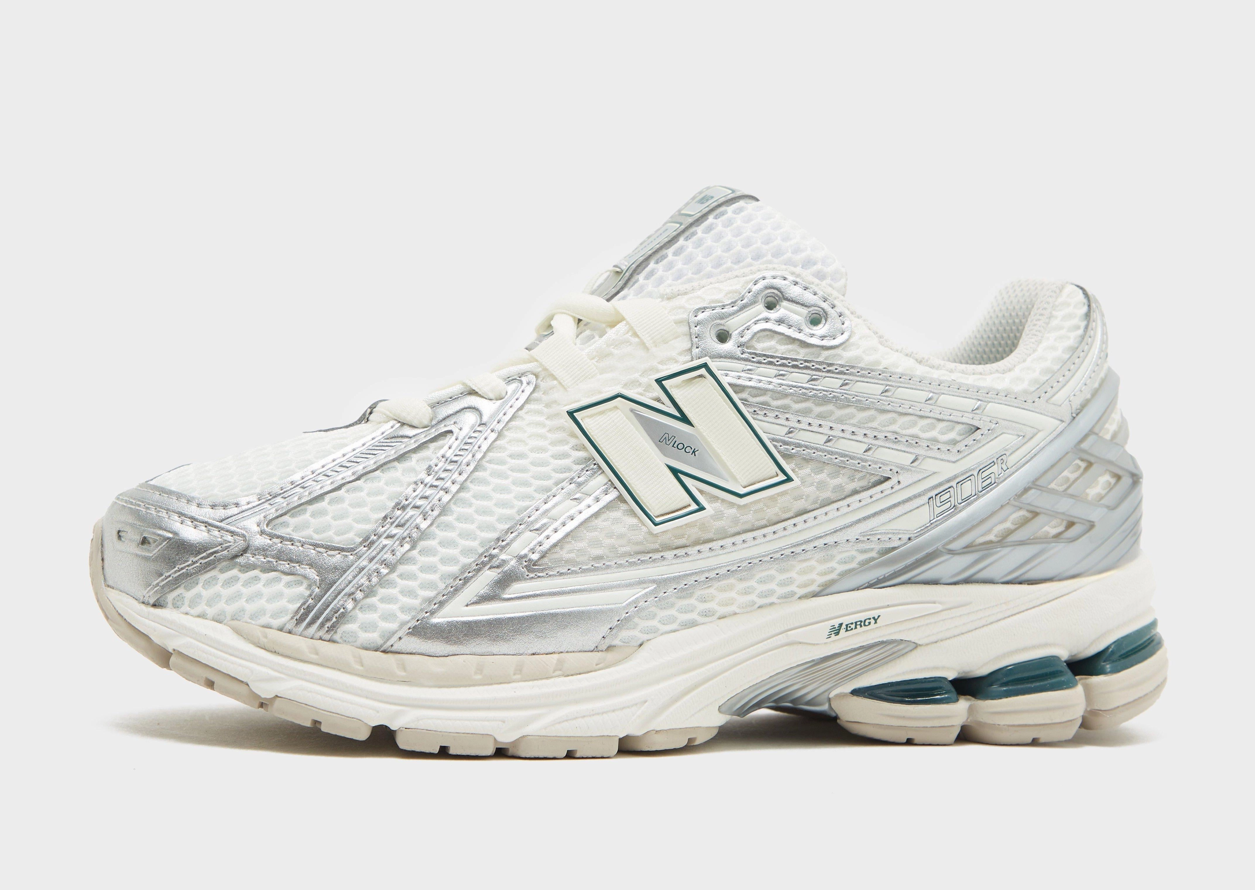 1906R Women's Versatile Traction