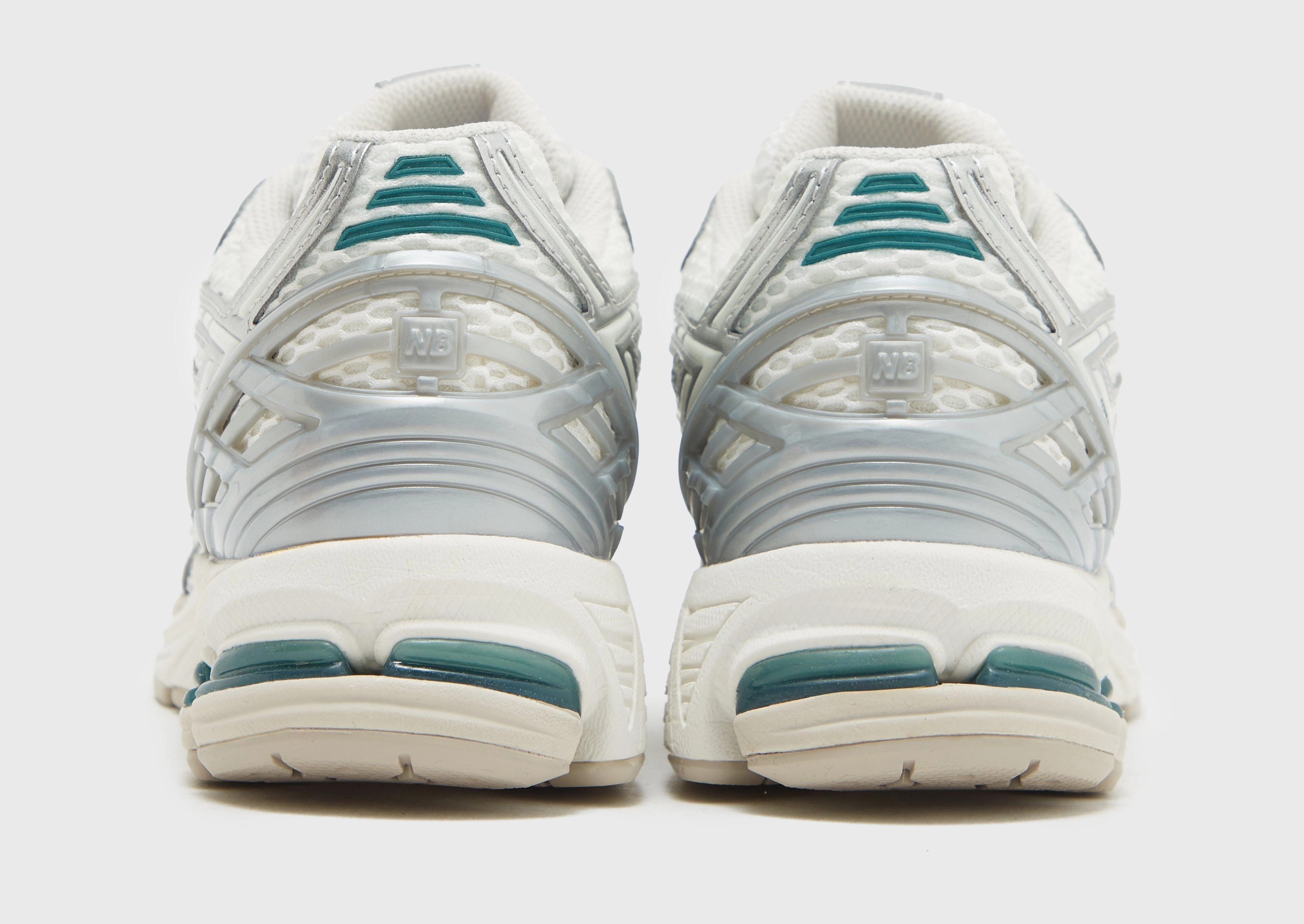 1906R Women's sports - themed shoes