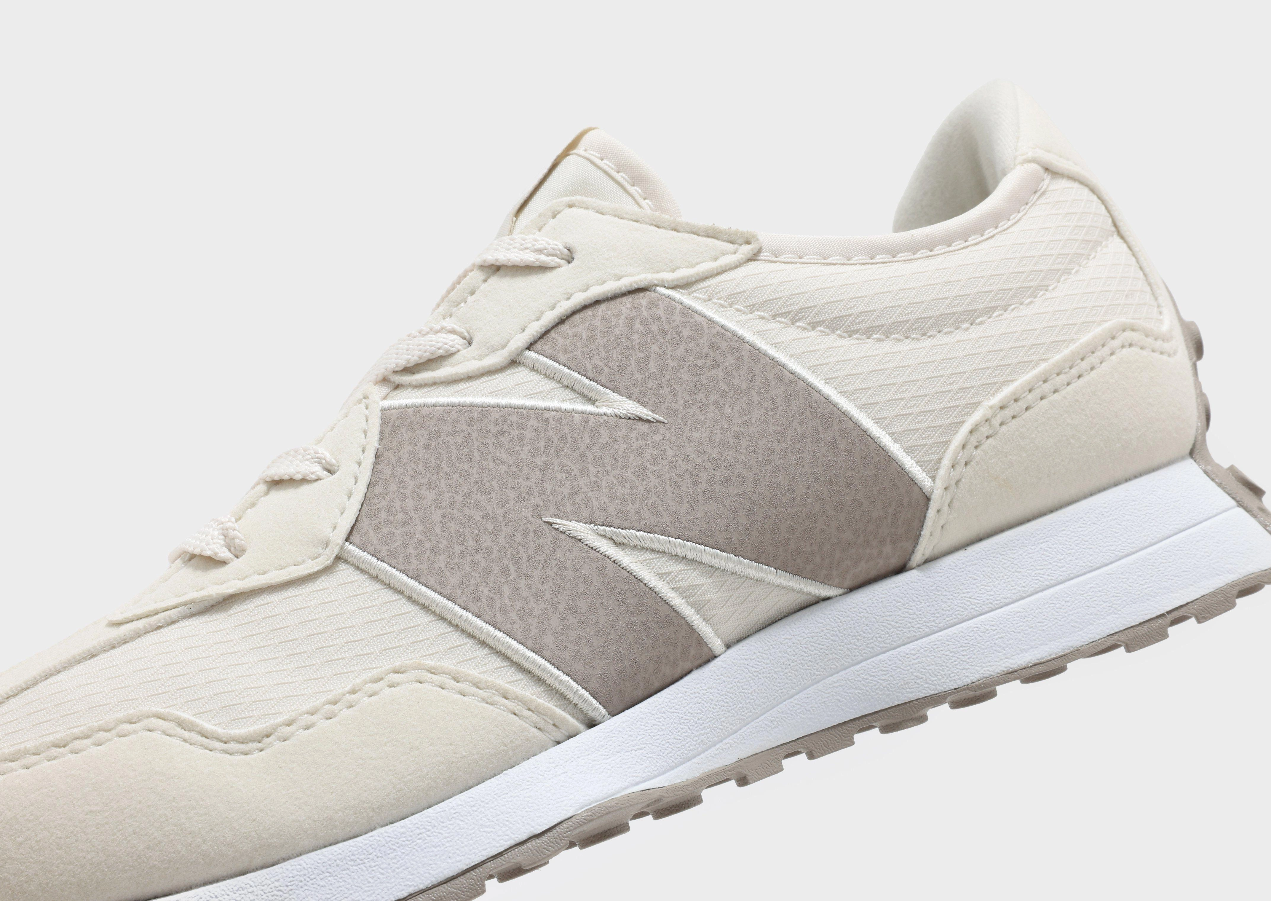 high - performance all - terrain shoes 327 Junior's