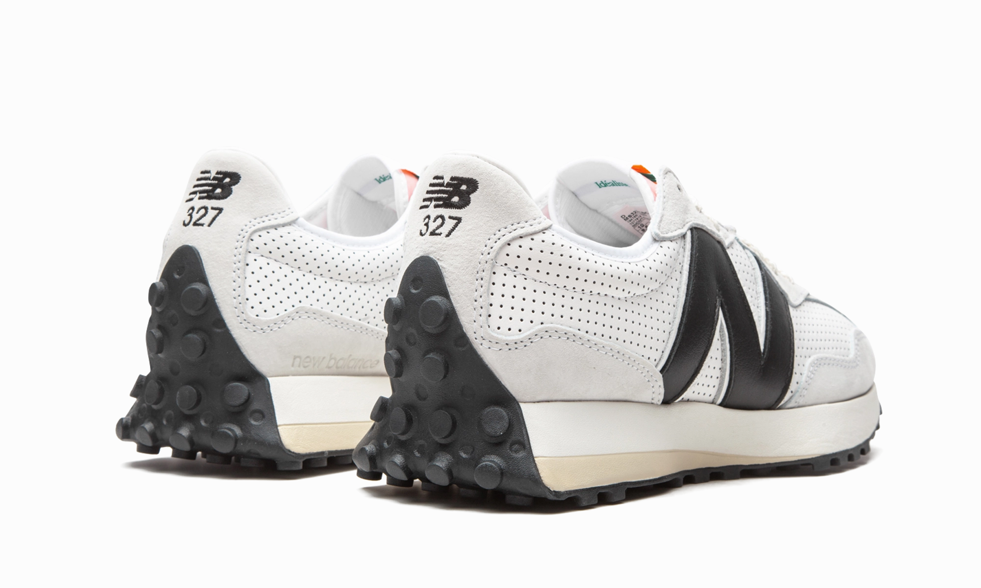 running in light rain shoes 327 "Casablanca - White / Black"