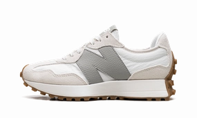 Stretchy 327 WMNS "Linen / Sea Salt / Olivine"