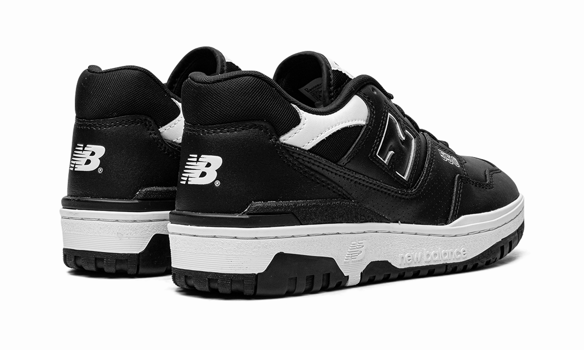 Non Restrictive Forefoot Youth model 550 "Black/White"