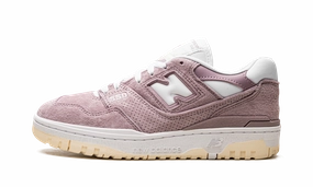 college - team - themed running shoes 550 WMNS "Lilac Chalk"