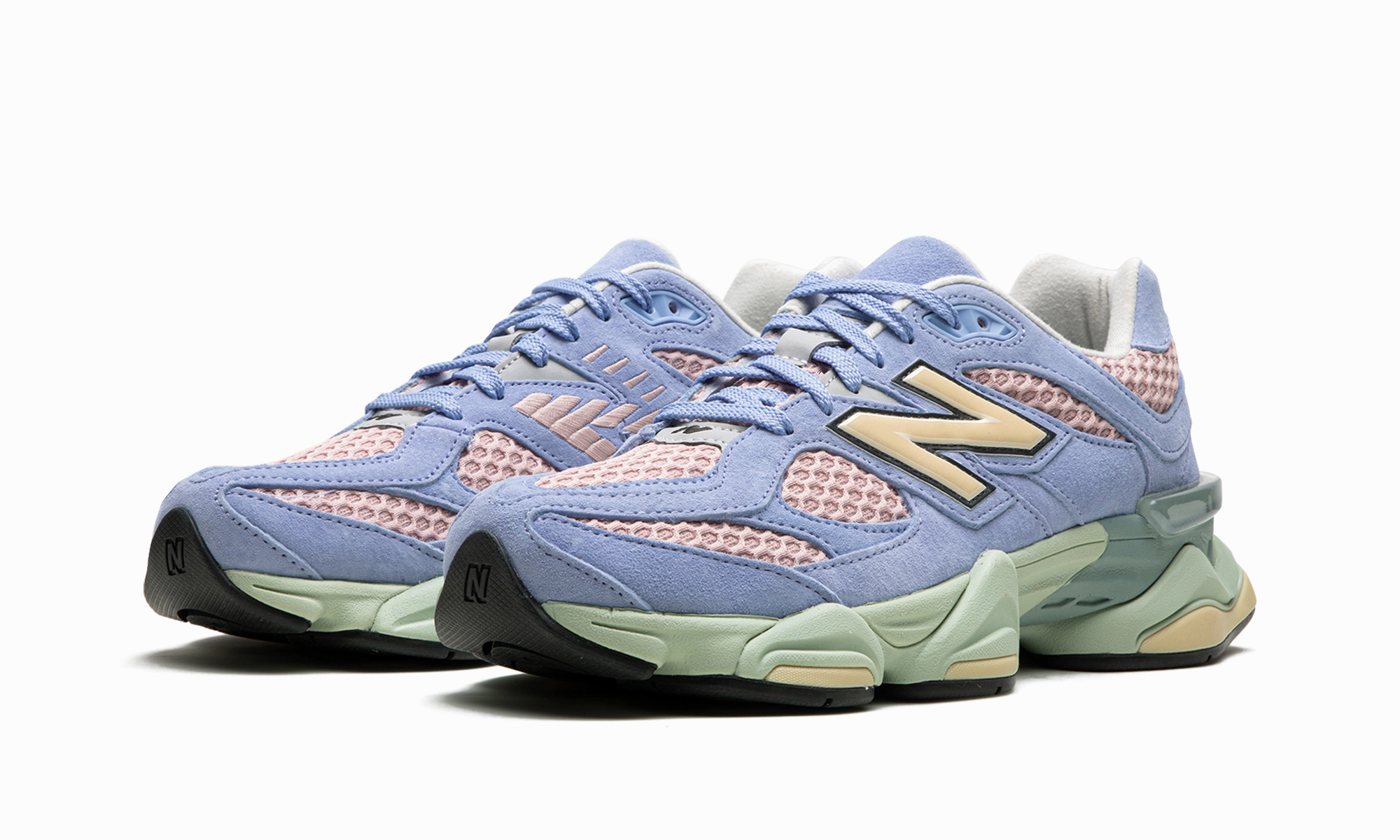 Soft ankle padding 9060 "The Whitaker Group - Missing Pieces - Daydream Blue"