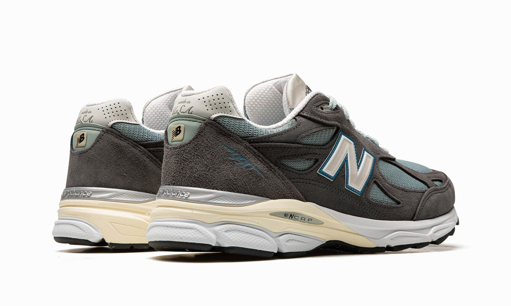 990 v3 "Kith - Steel Blue / Grey" Neutral Cushioning