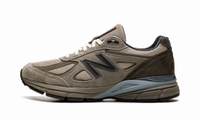 990v4 "AURALEE - Taupe" running with backpack shoes