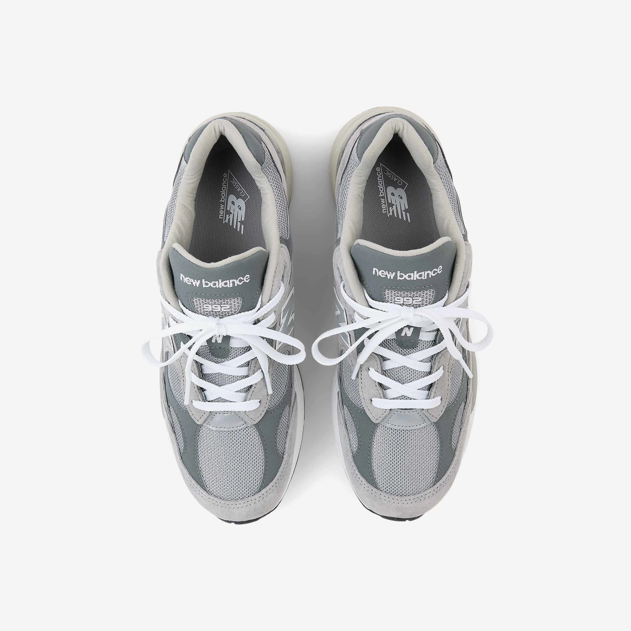 992 Reflective Detailing