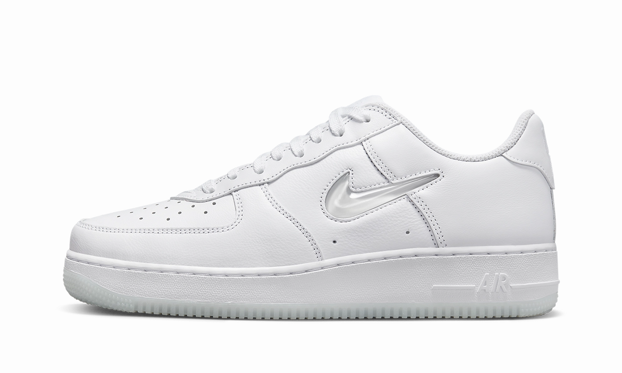 Mood Match Modern Street Air Force 1 Low "Color Of The Month - White"