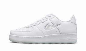 Mood Match Modern Street Air Force 1 Low "Color Of The Month - White"