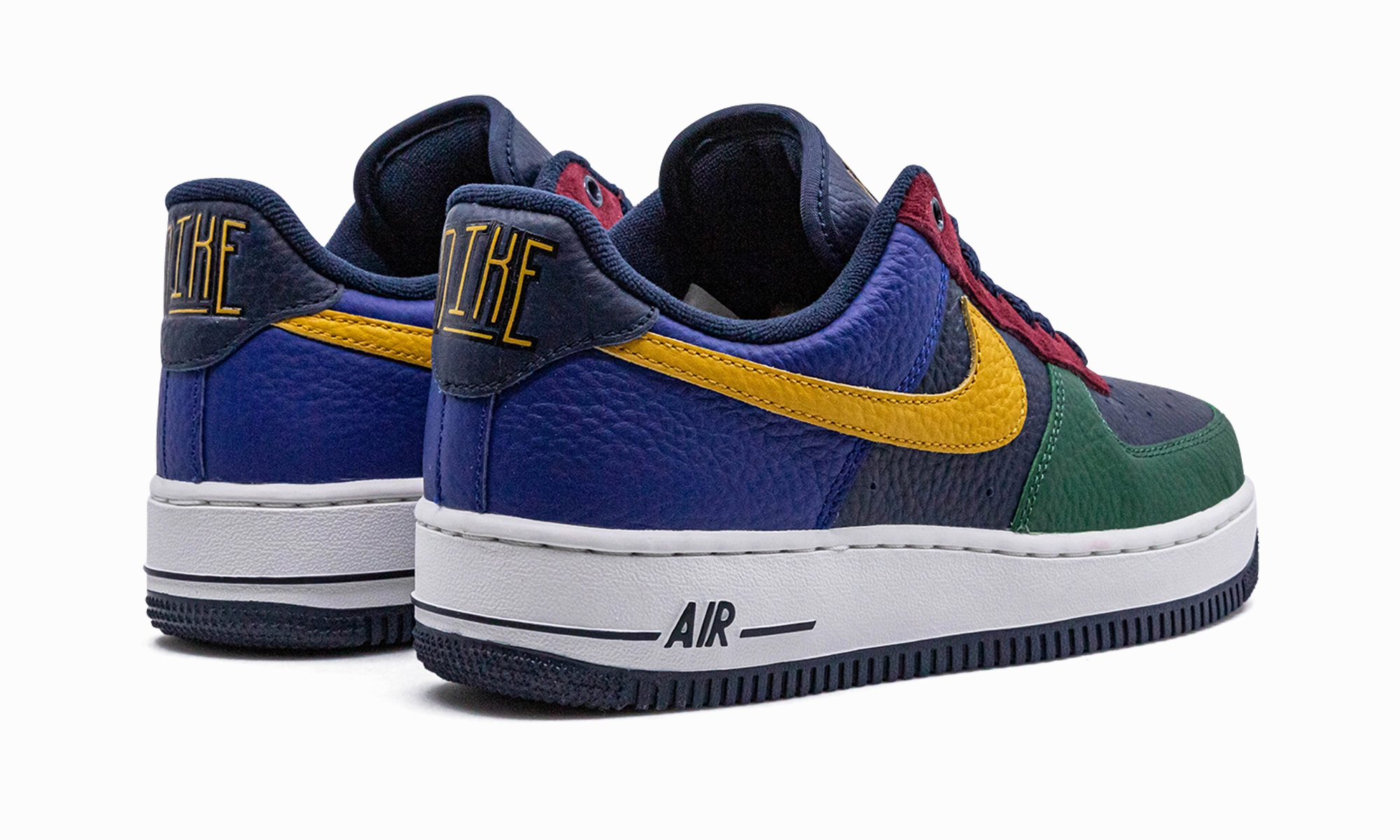 Travel Vibe AIR FORCE 1 LO '07 LX WMNS "Command Force Obsidian Gorge Green"