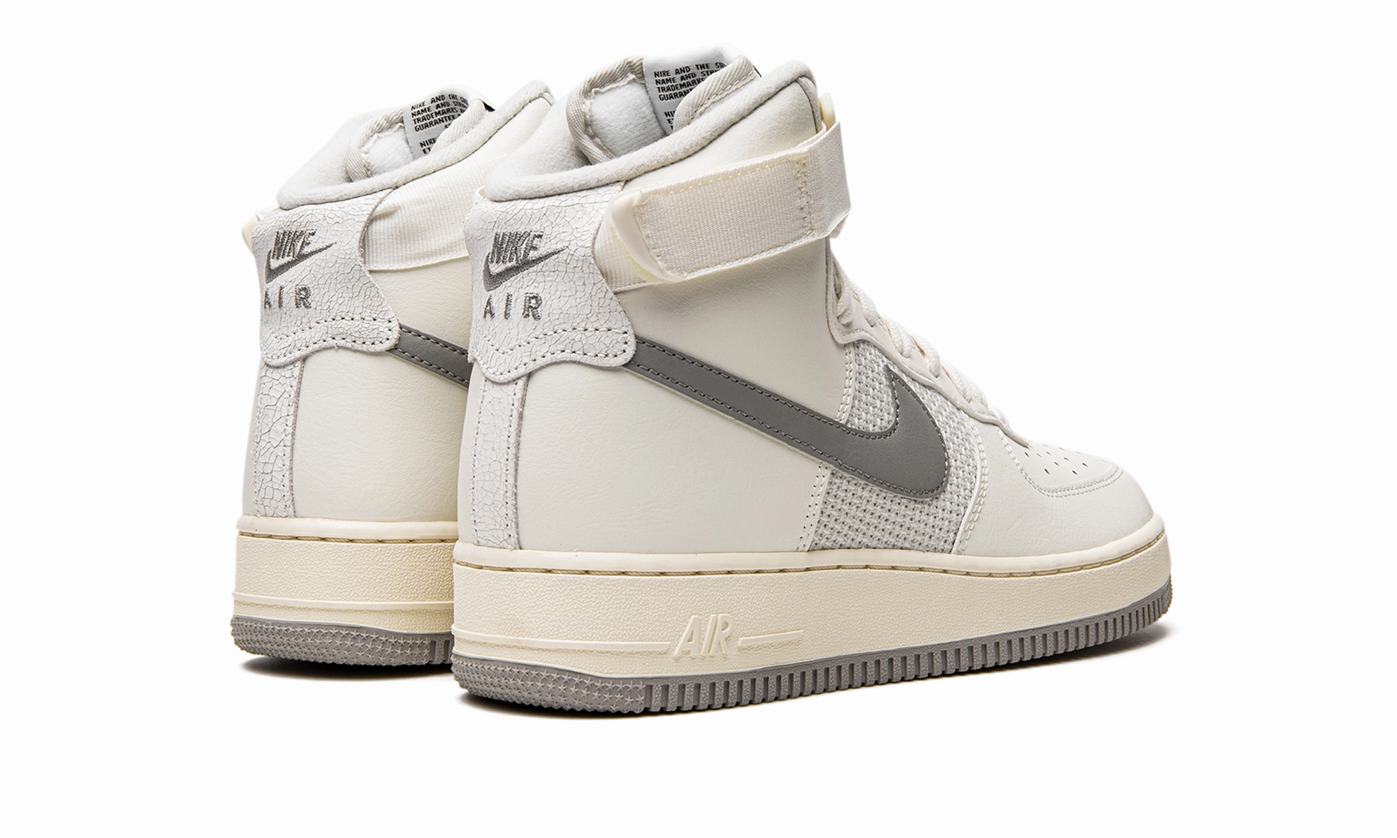 Calm Hike Air Force 1 High '07 LV8 "Sail"