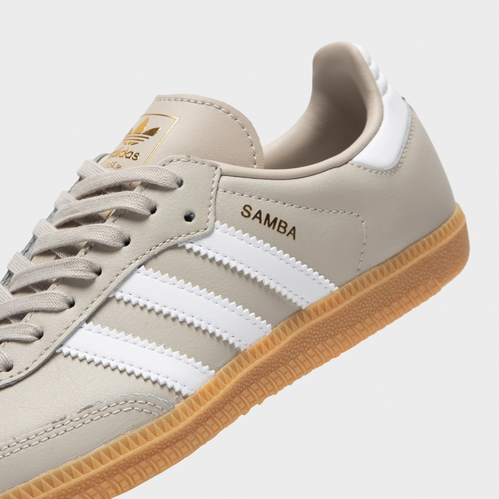 adidas Juniors' Samba OG Wonder Alumina / White - Gum Shock Design Fashion Edge