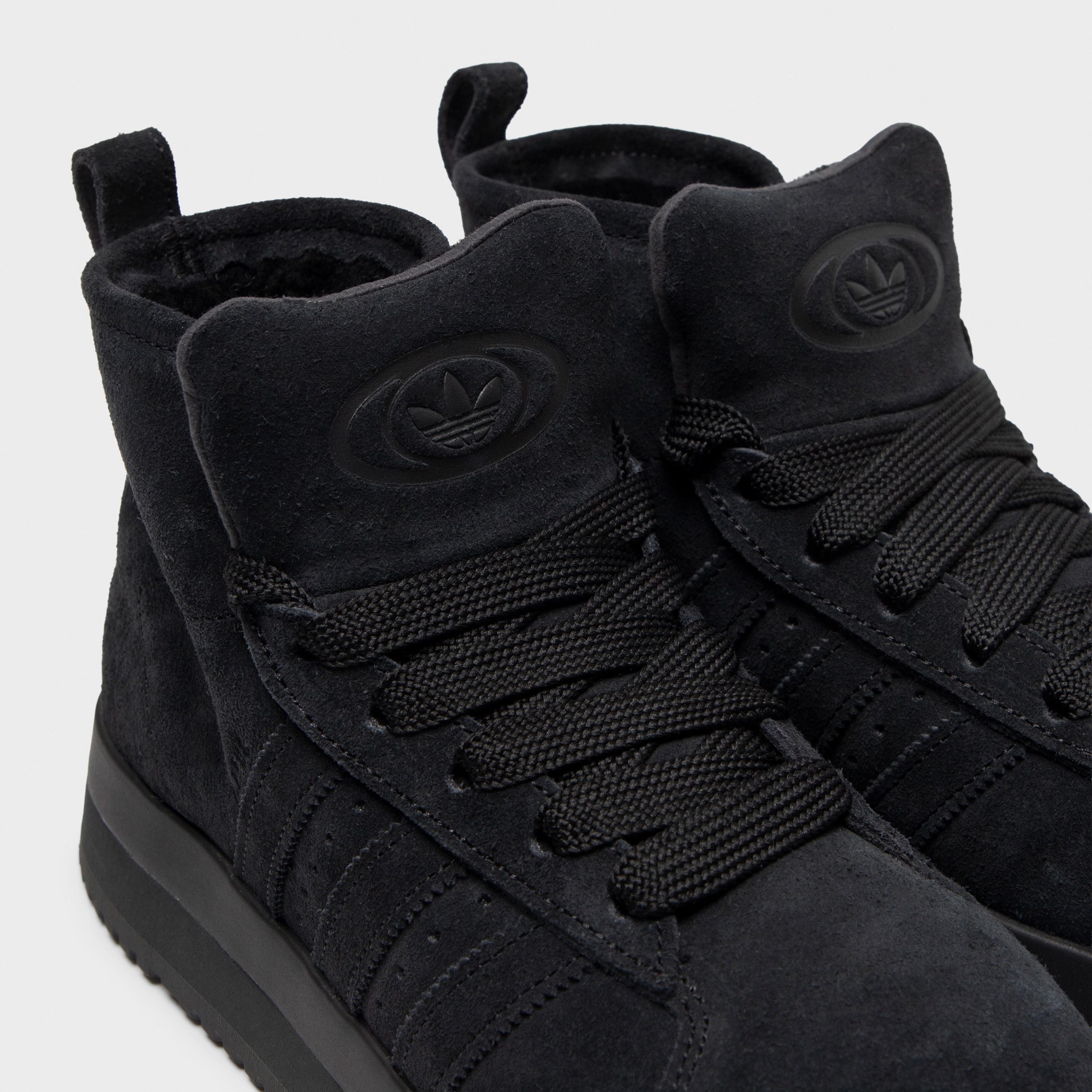 adidas Women's Campus 00s Winter Mid Black / Black - Carbon Street Grip