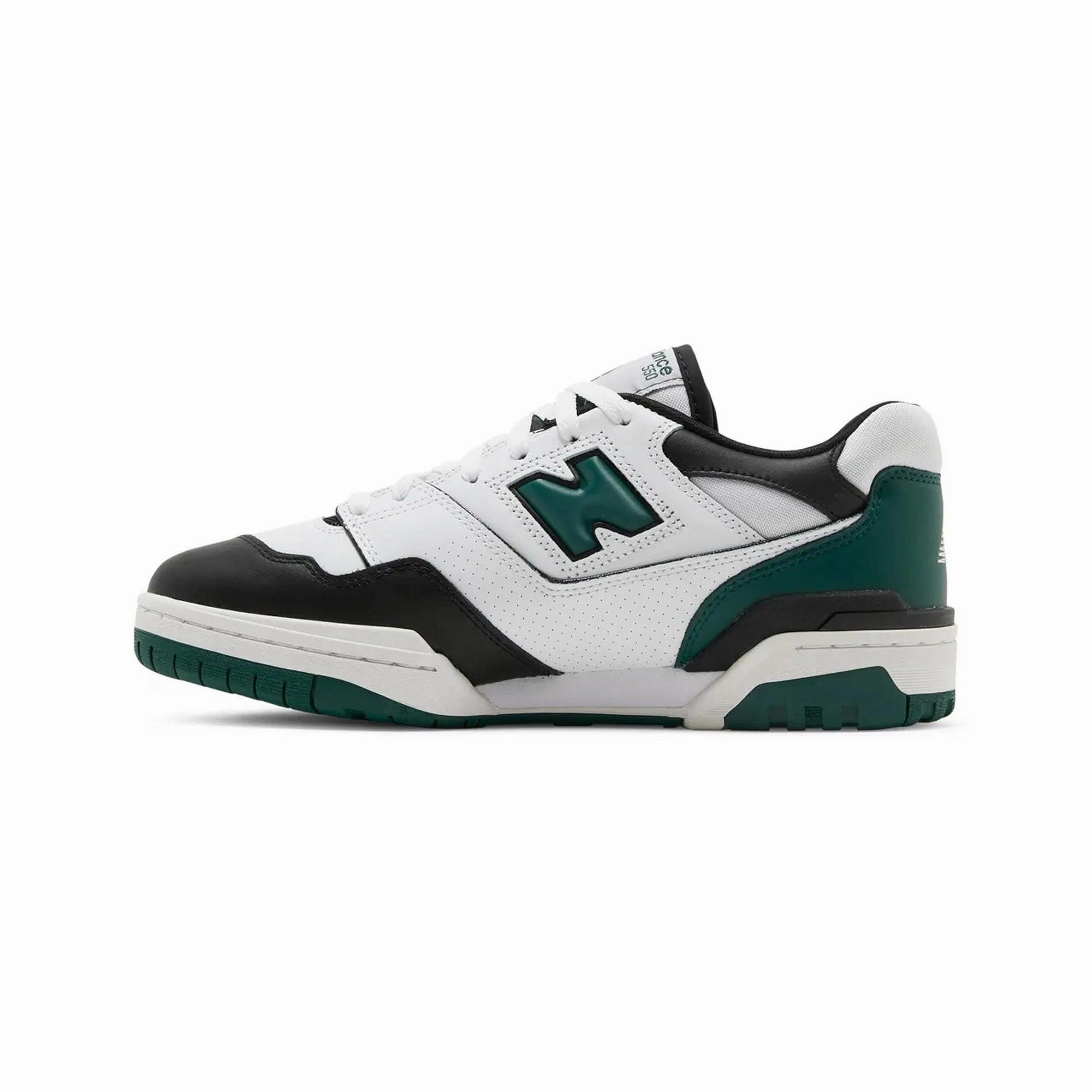 Technology-rich New Balance 550 'White Green Black' (2021)