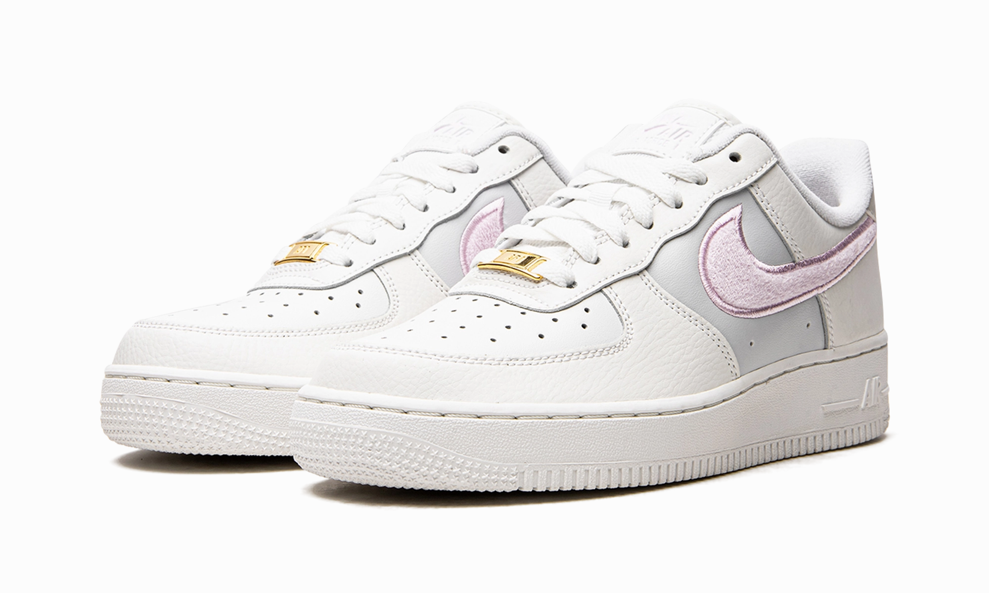 AIR FORCE 1 07 WMNS Refined Edge Light Journey