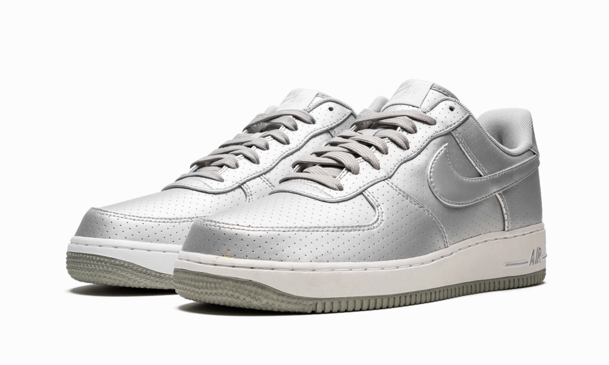 Support Base Air Force 1 '07 LV8