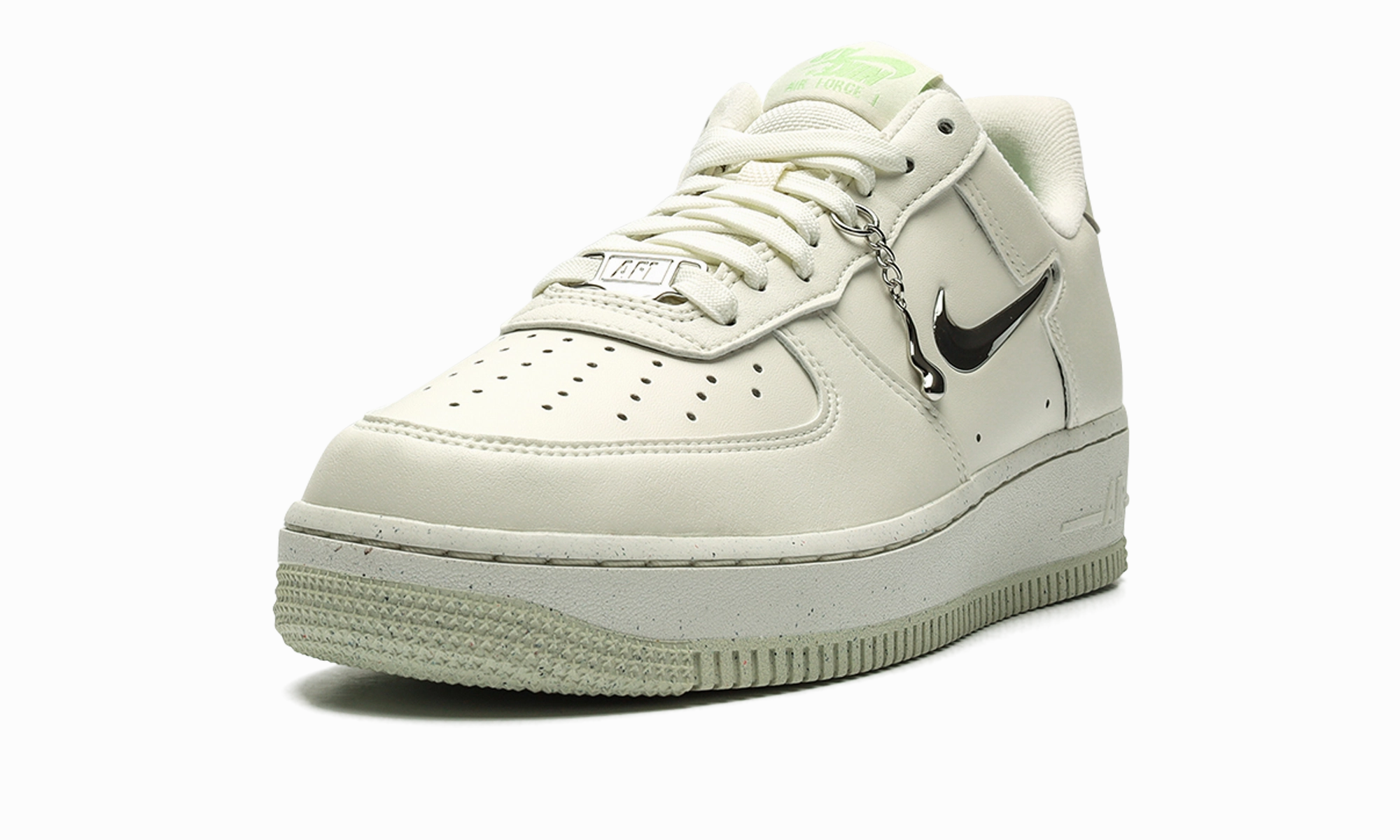 Indoor Friendly Air Force 1 '07 Next Nature SE WMNS "Liquid Metal"