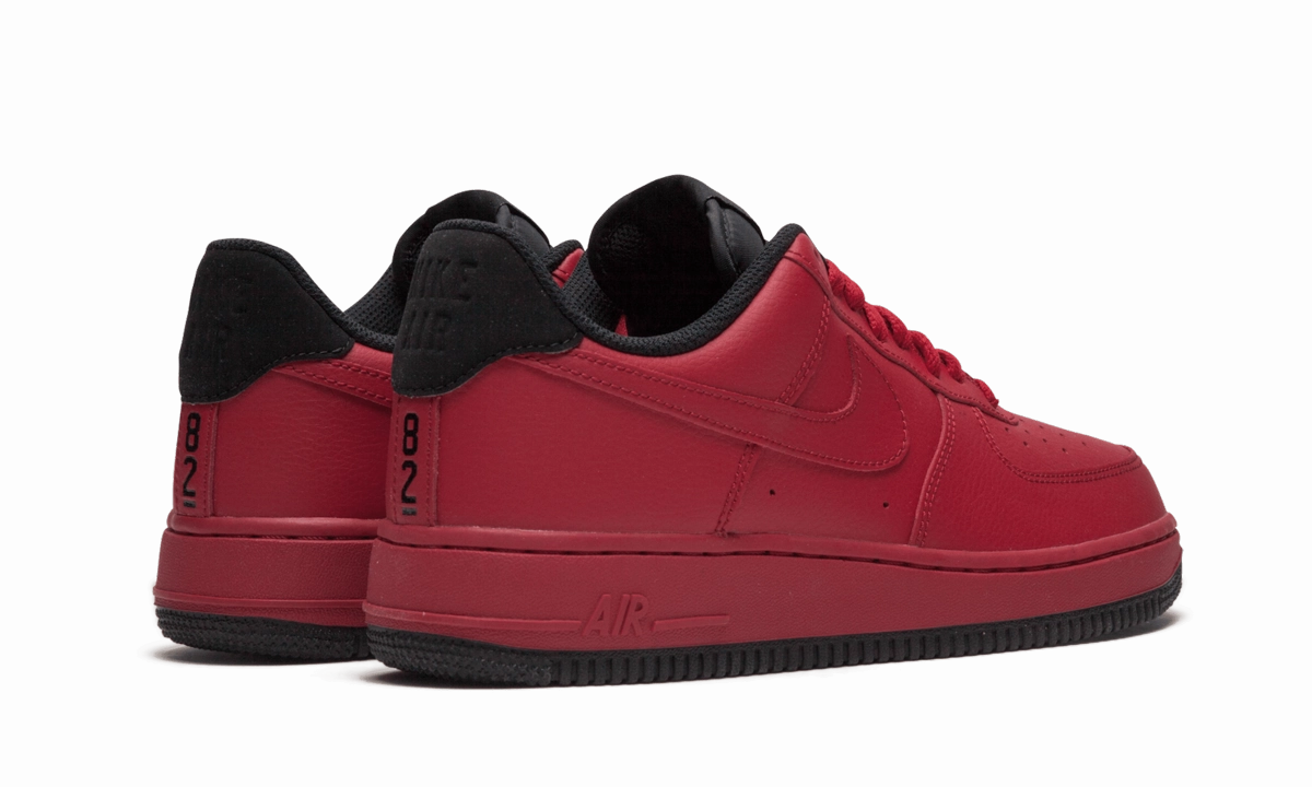 Sunset Step Open Feel Air Force 1 '07 "Gym Red / Black"