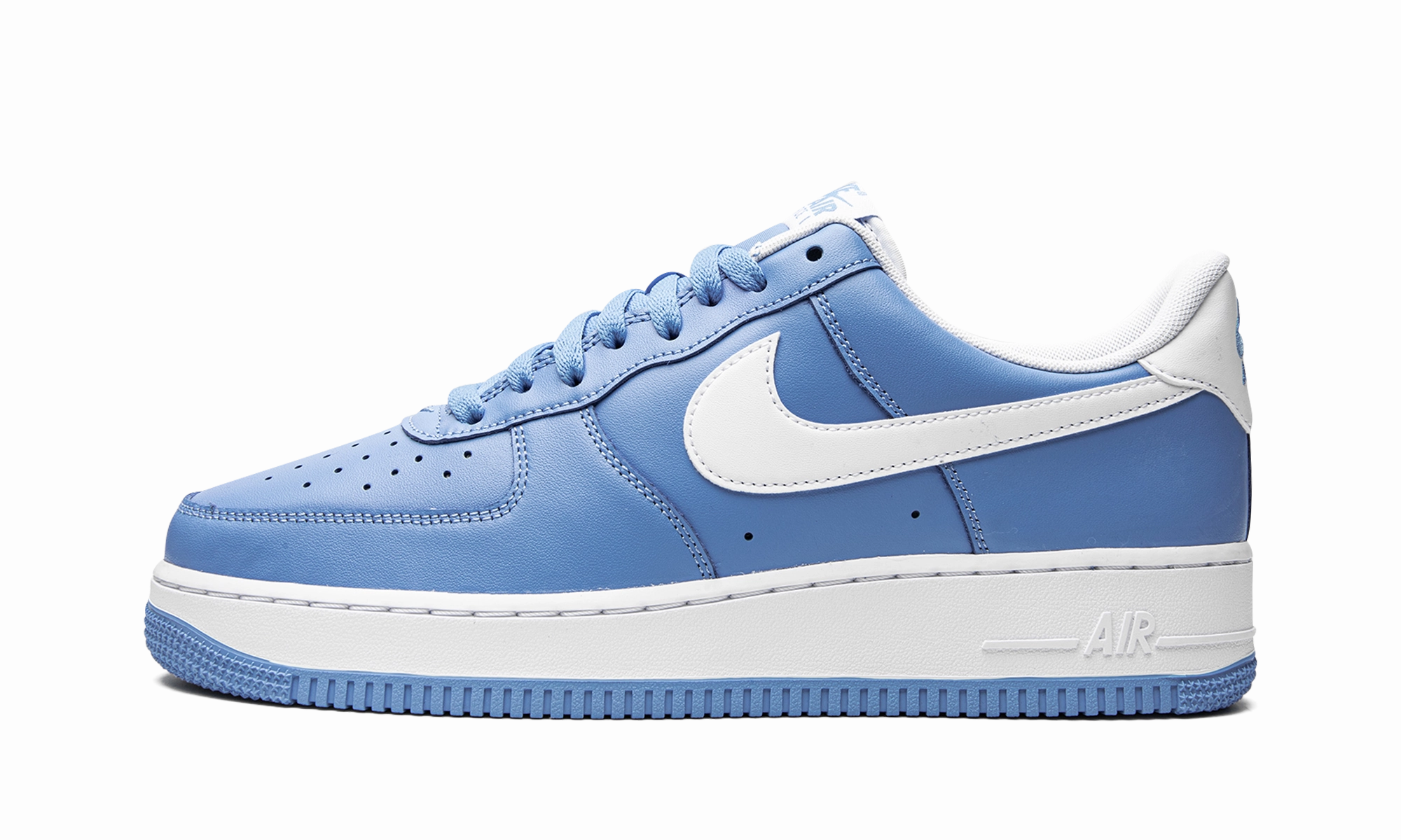 AIR FORCE 1 '07 "UNC" Comfort padding design