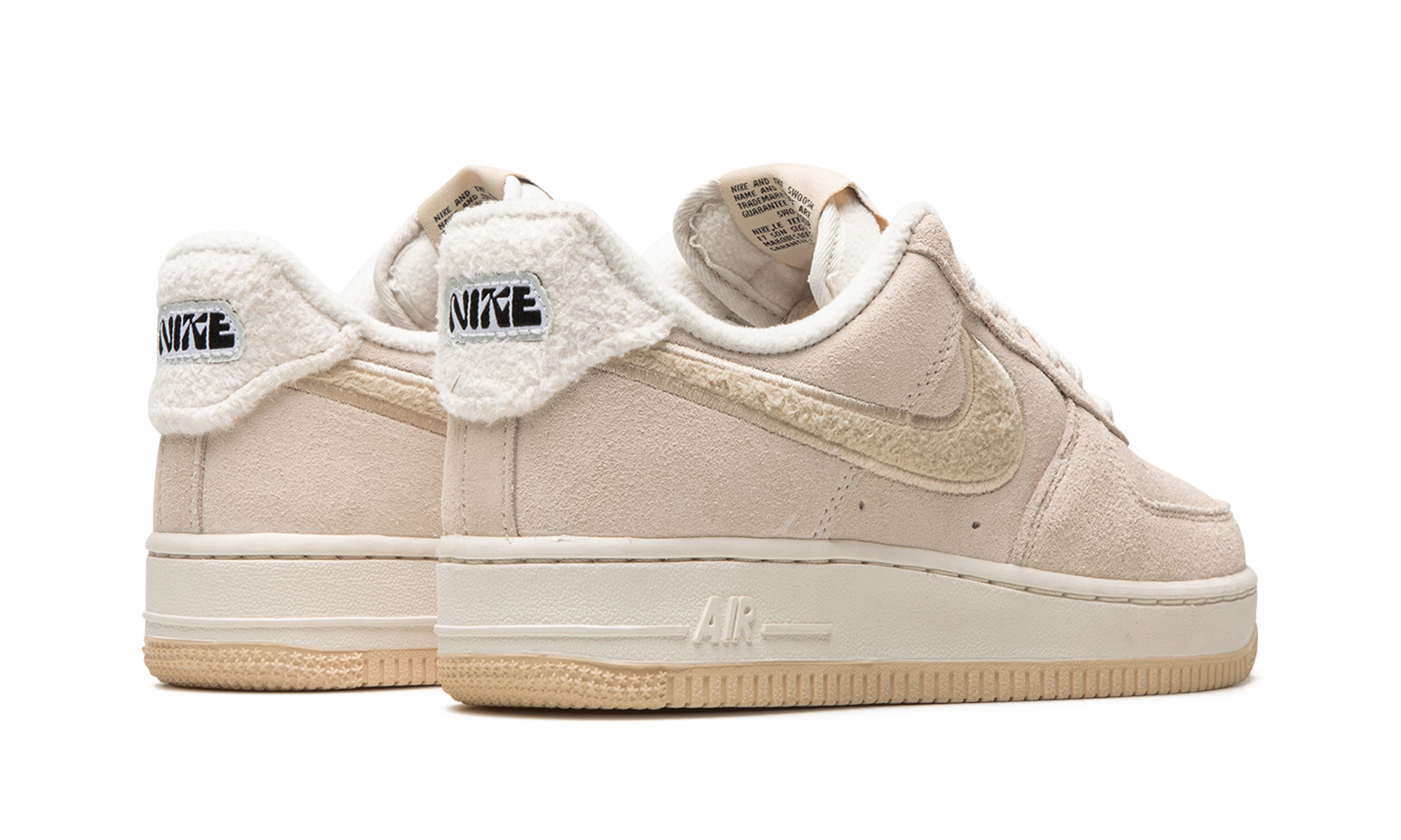AIR FORCE 1 '07 SE MNS WMNS "Phantom / Sanddrift Fleece" Out And About