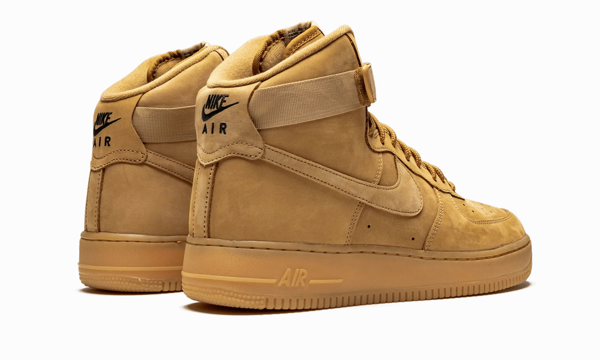 Clean Line Pet Jog Air Force 1 High '07 LV8 WB "Flax"