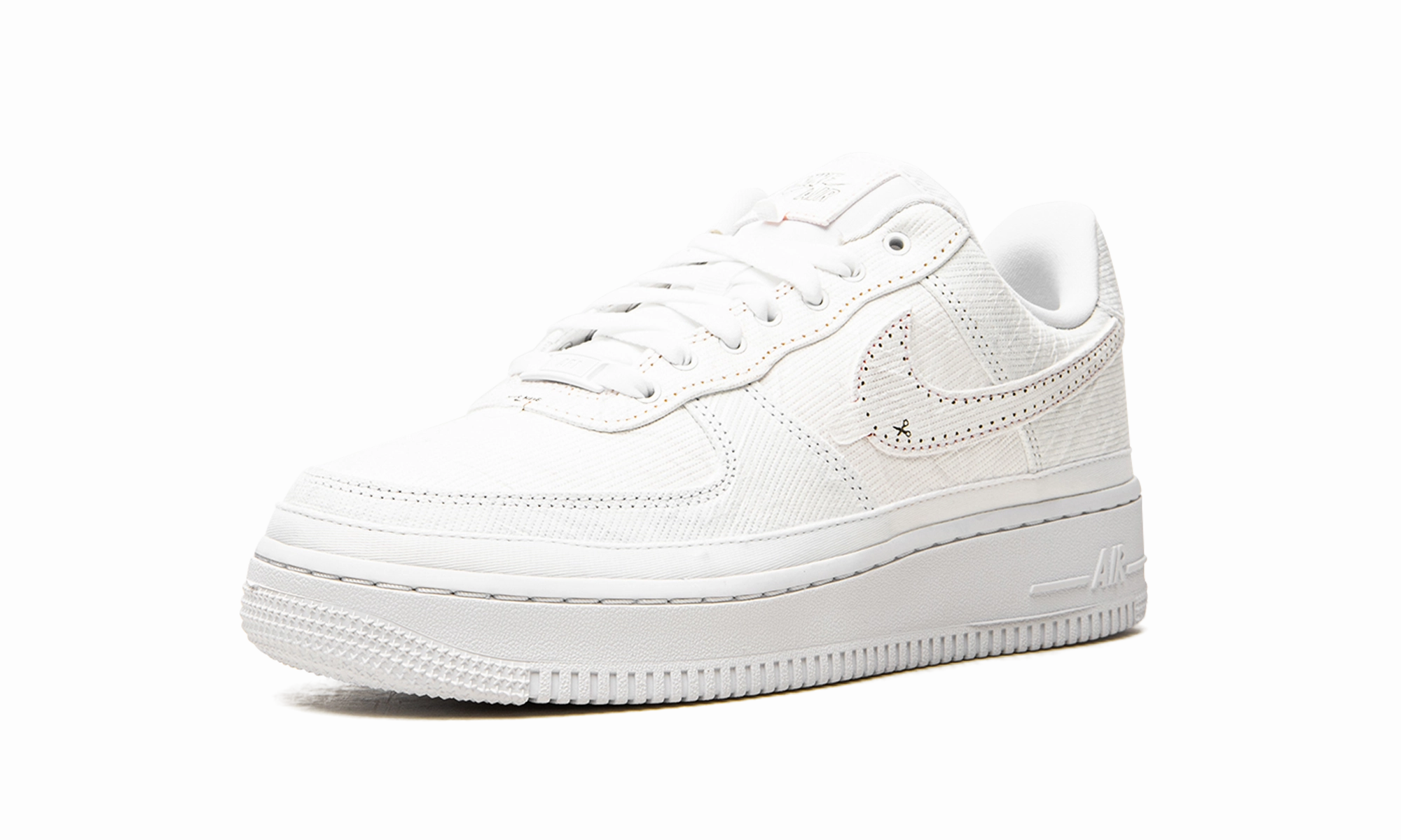 AIR FORCE 1 LO LX WMNS "Reveal" Outdoor Step