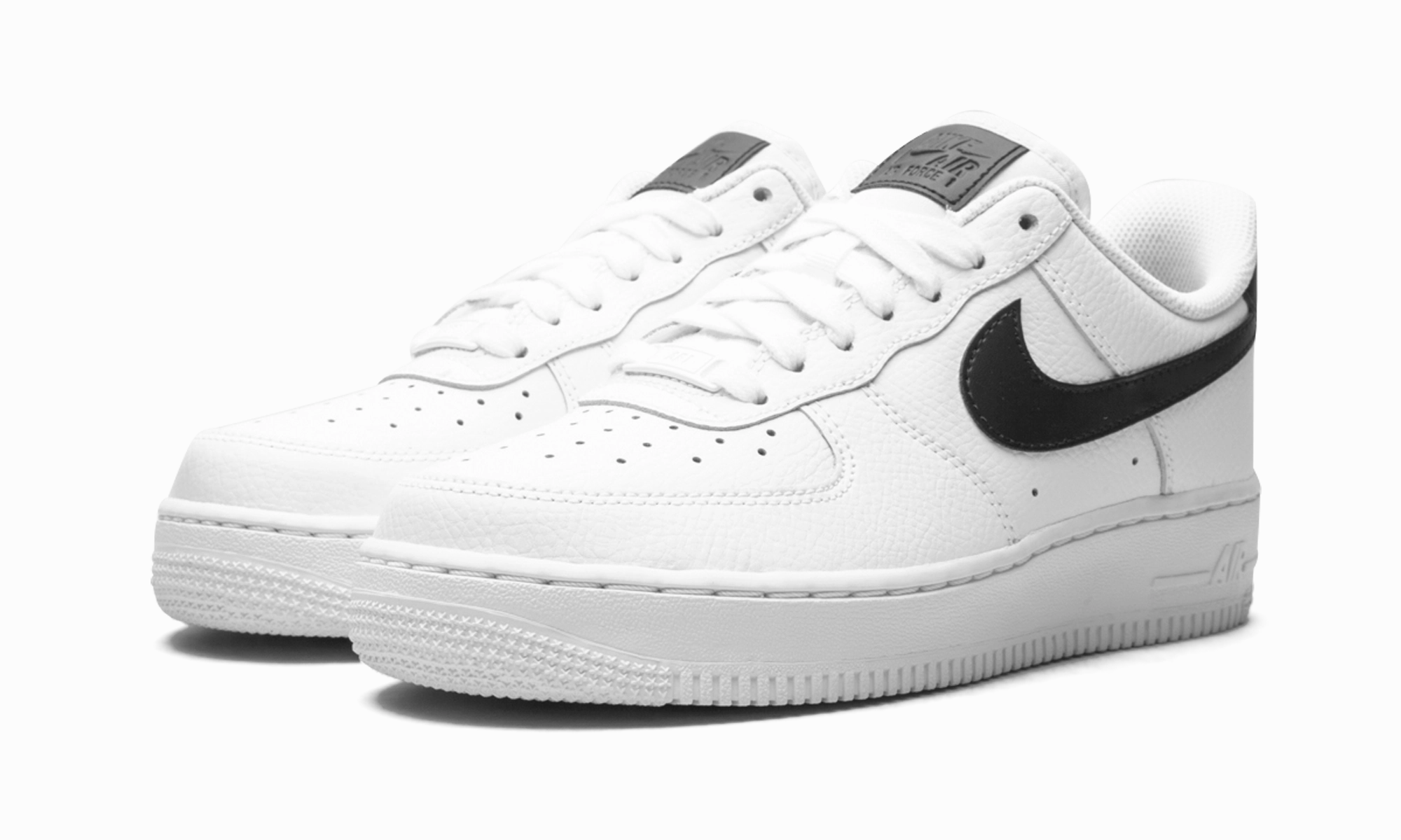 AIR FORCE 1 LO MNS WMNS "White / Black" Water Safe Sleek Form