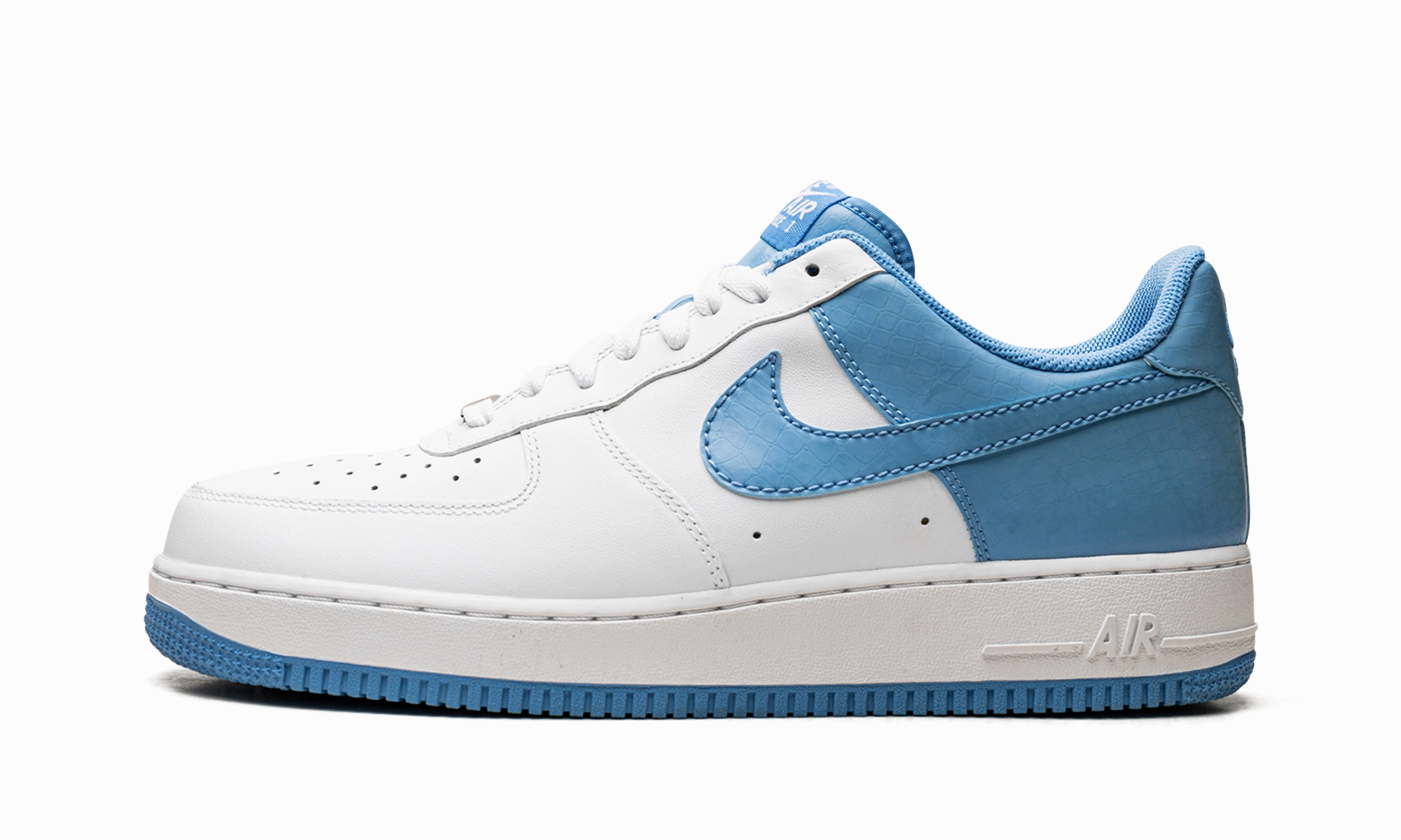Comfortable Cushions Air Force 1 Low '07 "University Blue Croc"