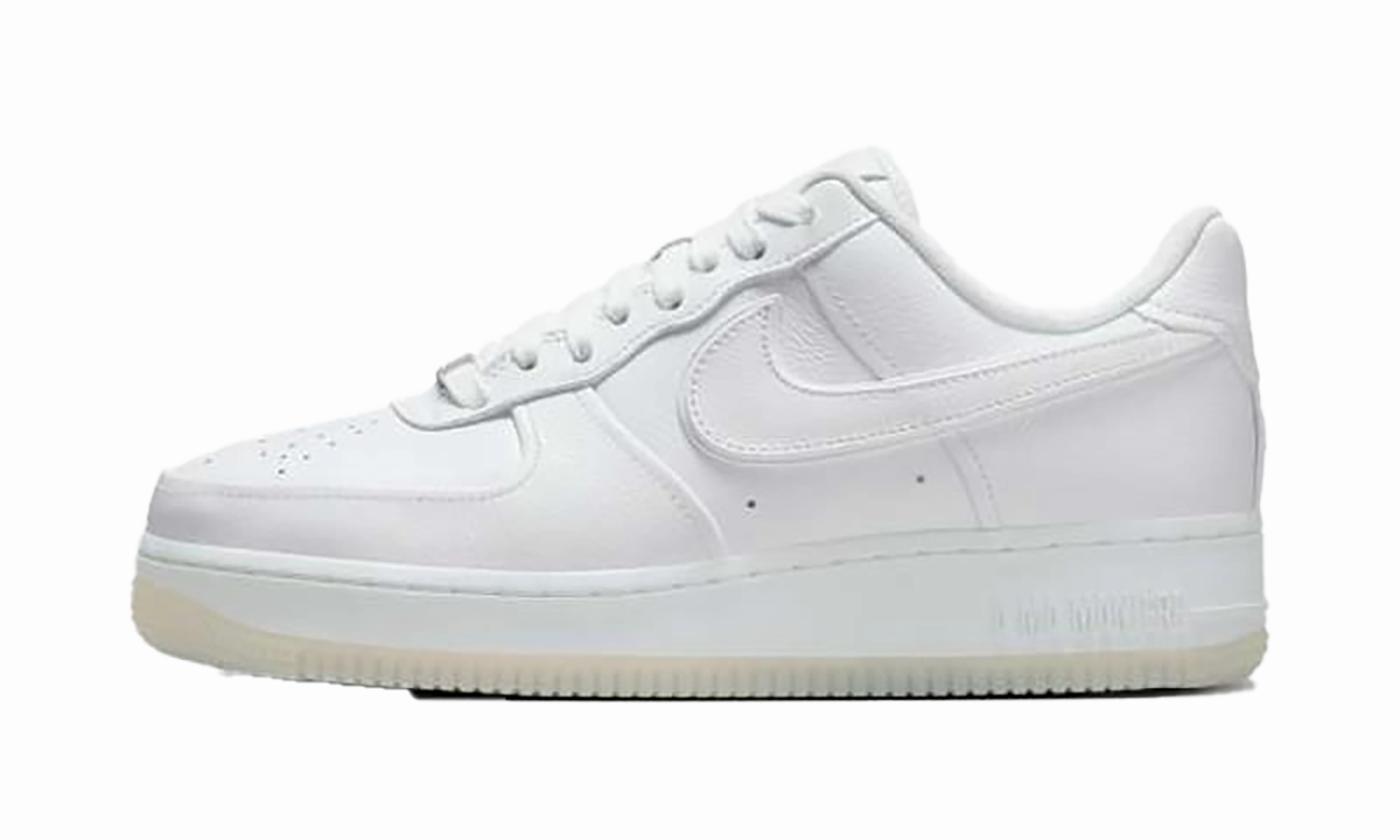 Air Force 1 Low "A Ma Mani??re - White" Water Resistant Build