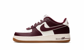 Strike Step AIR FORCE 1 LV8 (GS) "College Pack - Night Maroon"