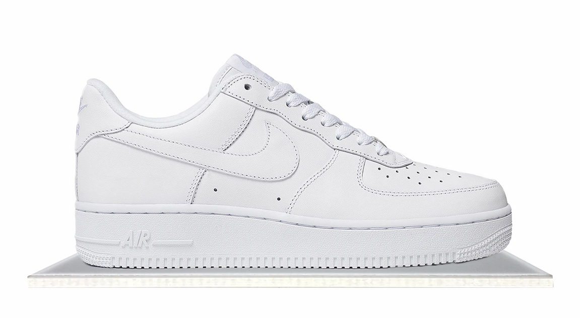 Ventilated Holes Slip Resistant Outsole Air Force 1 Triple White