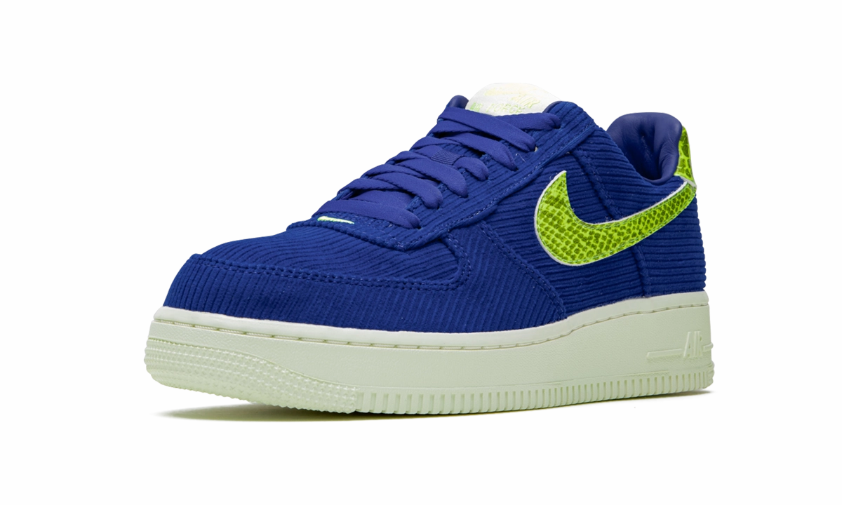 AIR FORCE 1 WMNS "Olivia Kim - No Cover" Park Walk