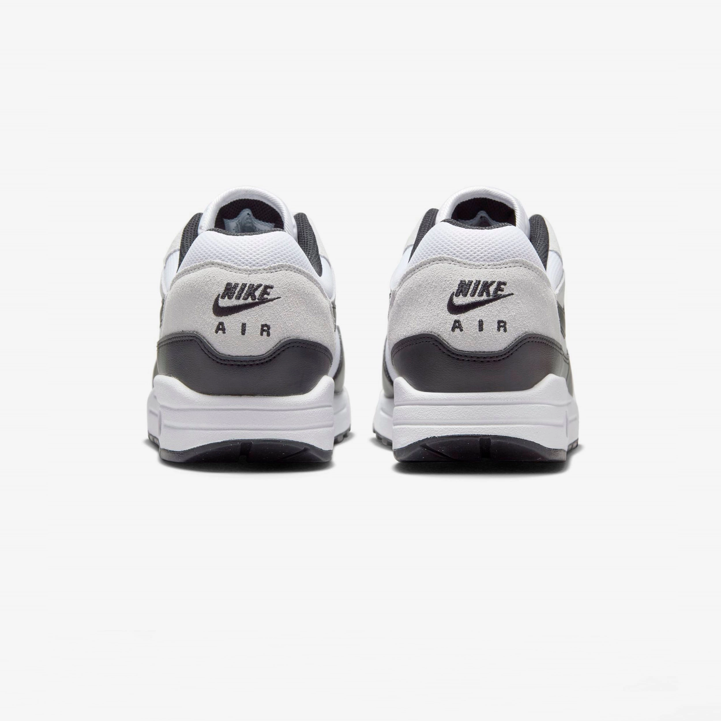 Air Max 1 Essential Stitched Toe Box