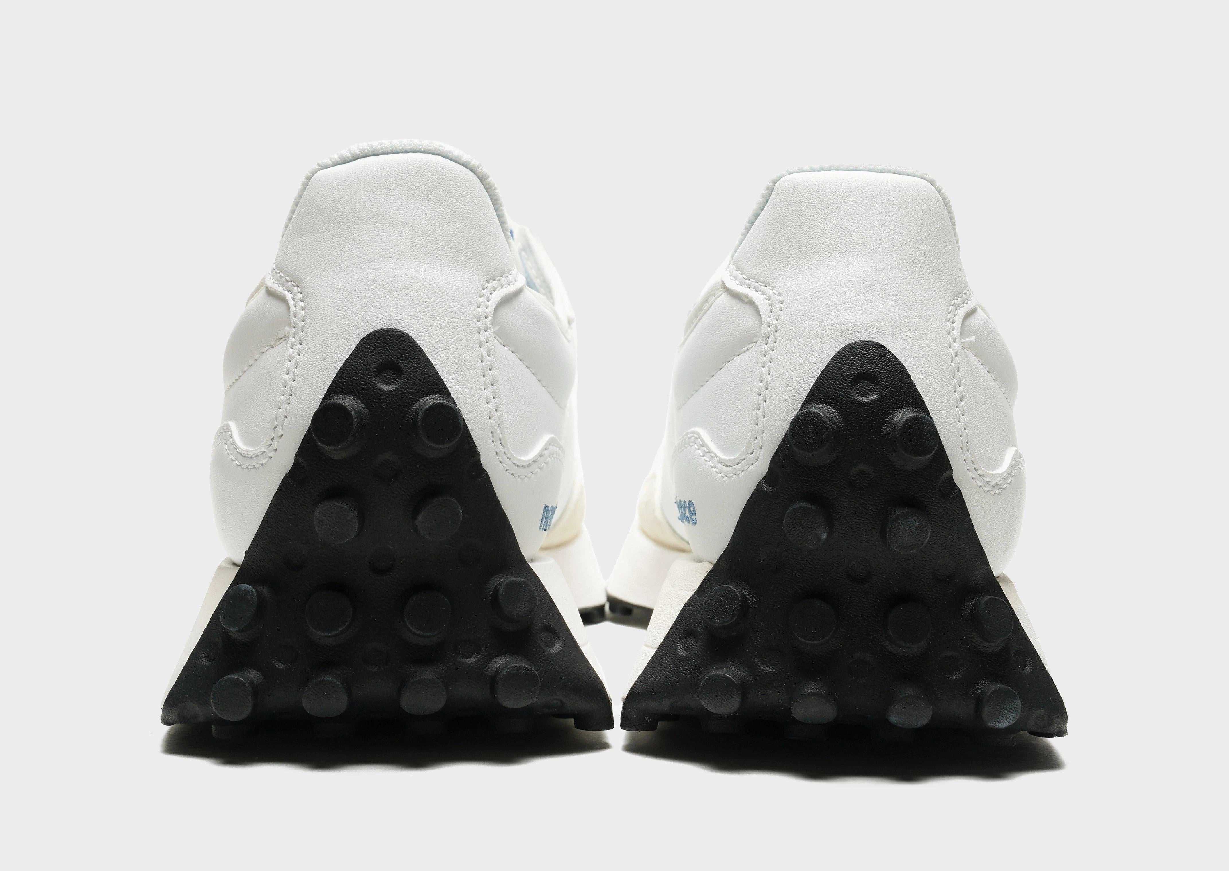 327 plain shoes Versatile Performance.