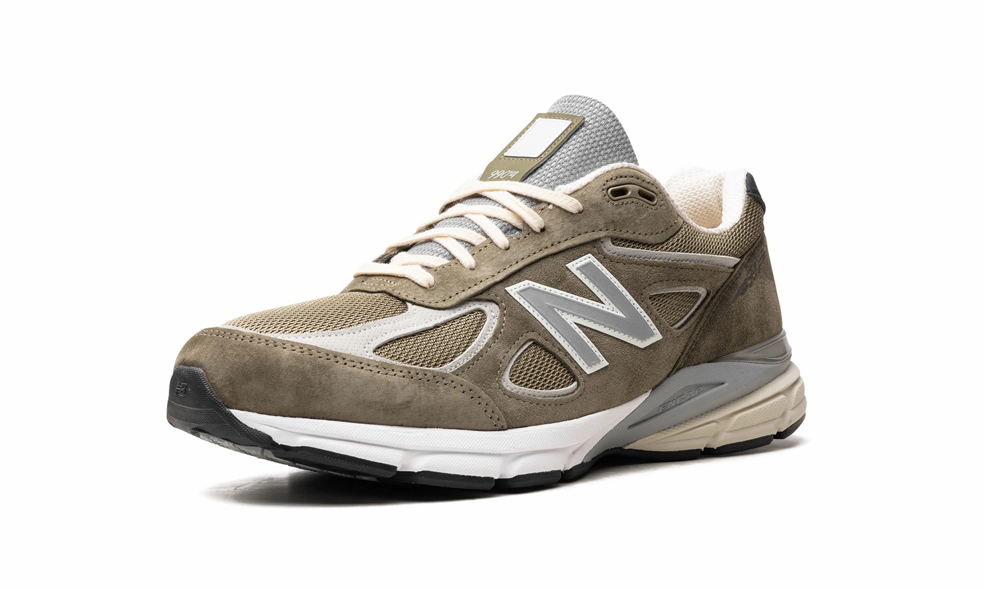 990v4 "Aime Leon Dore - Made in USA - True Camo" running with a cushioned midsole Slip Resistant Studs