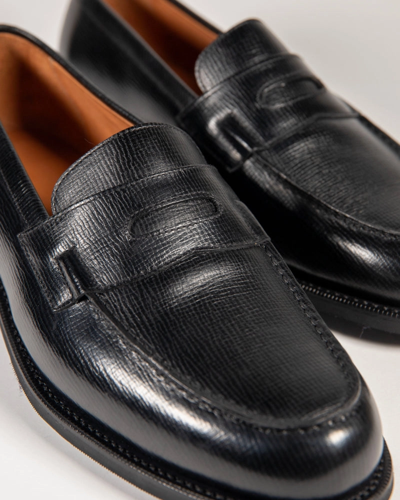 Black Alcazar Loafer Pure Fit
