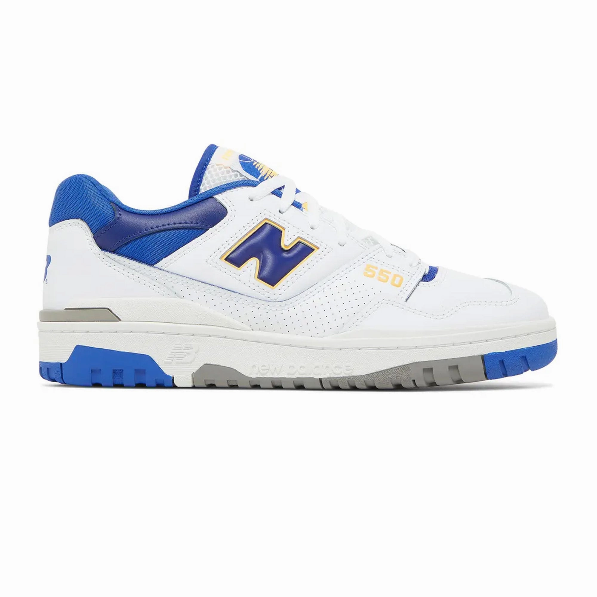 550 'Lakers' (2022) Arch Support Construction running in city