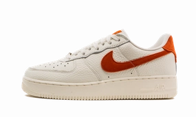 Casual Comfort Air Force 1 Low Craft "Mantra Orange"