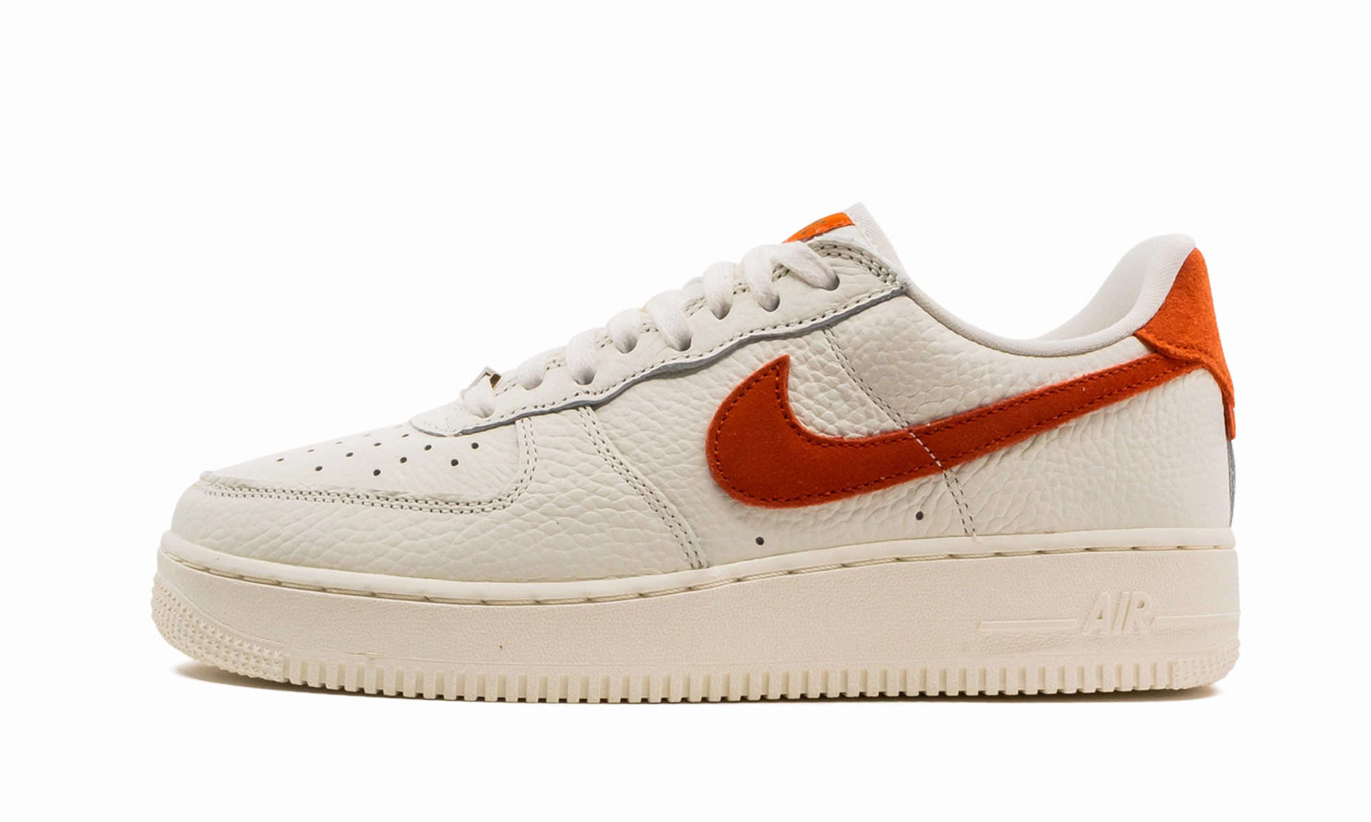 Casual Comfort Air Force 1 Low Craft "Mantra Orange"
