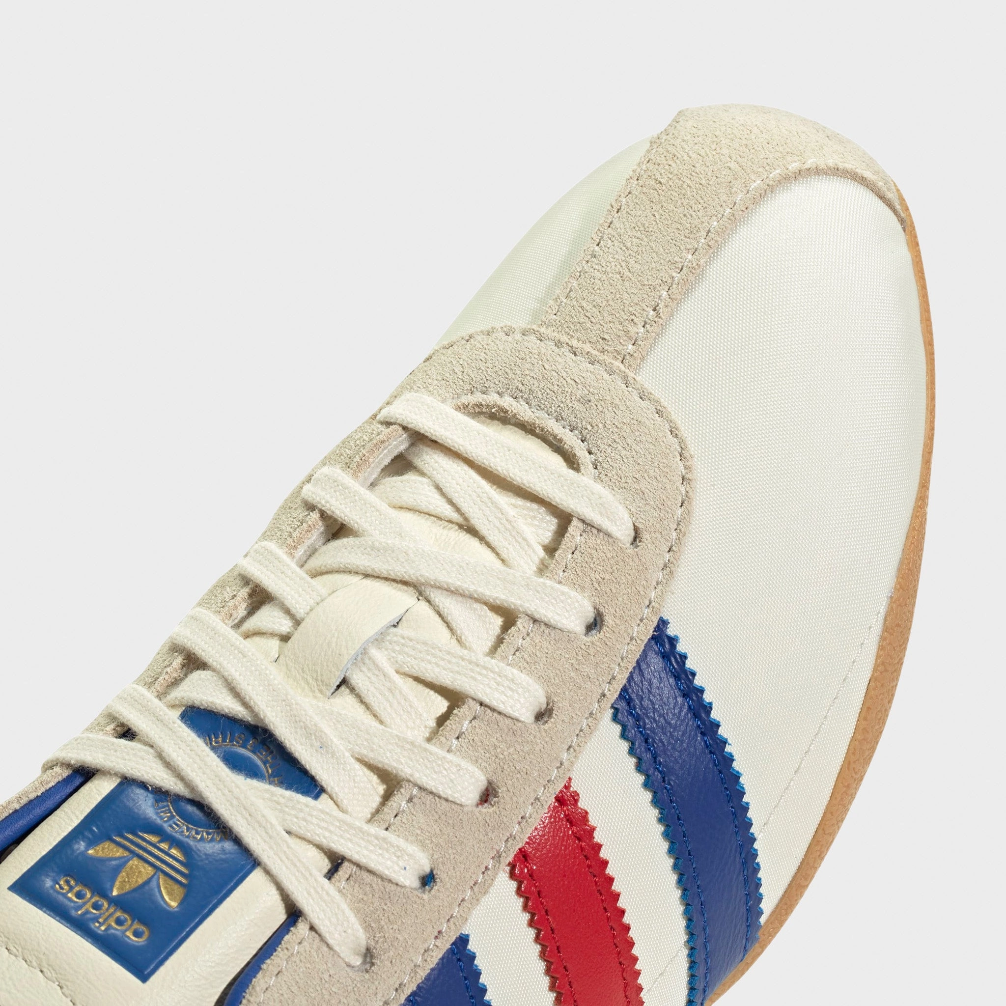 Balanced Zone adidas Women's Tokyo Cream White / Team Royal Blue - Gum