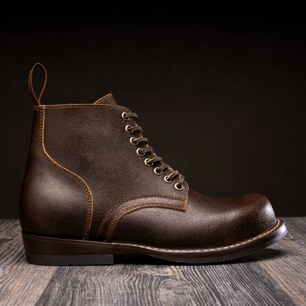 Reflective Safety Details Brawler | Cinnamon Waxed Flesh