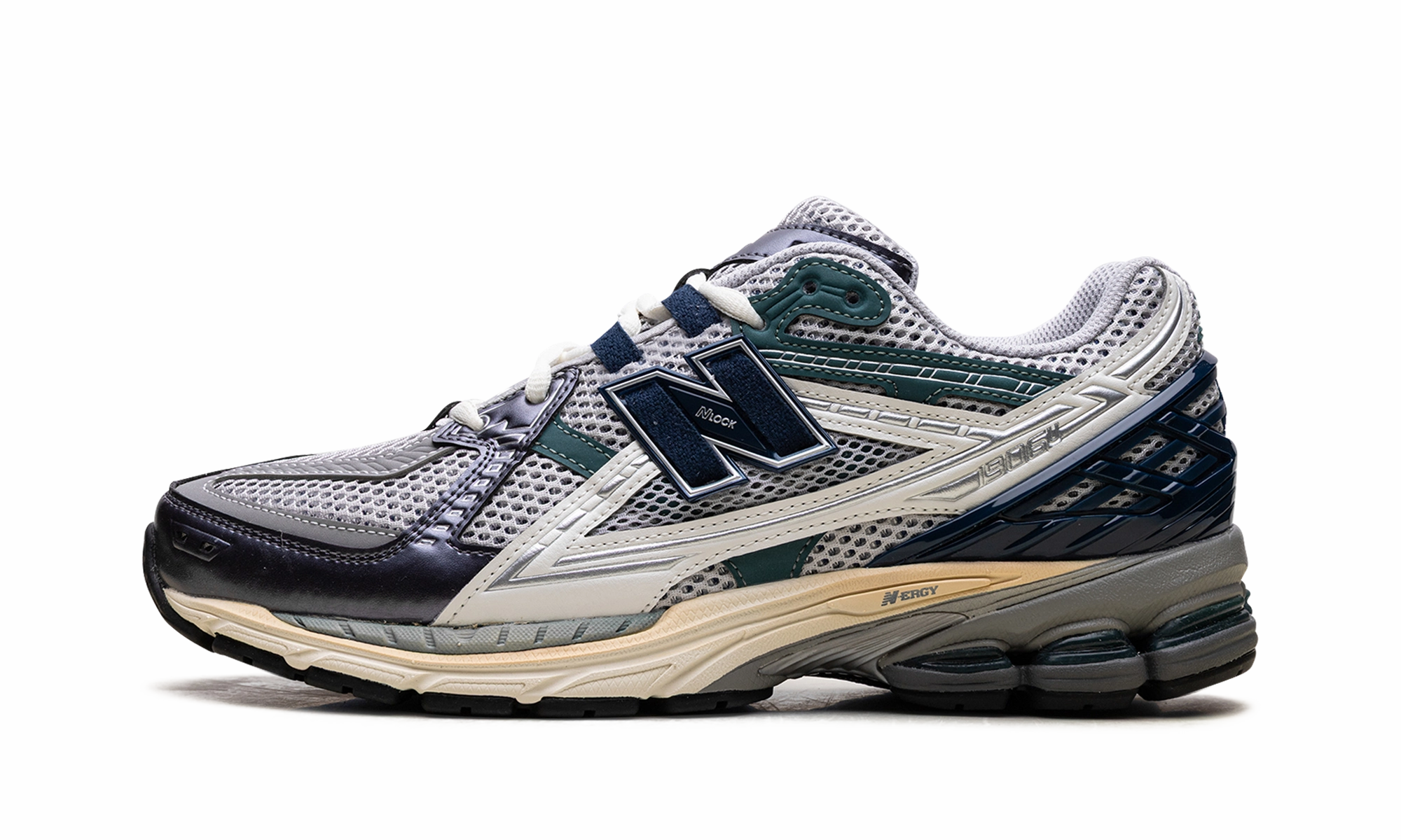 1906R "Silver Metallic / Deep Ocean" Fast pace