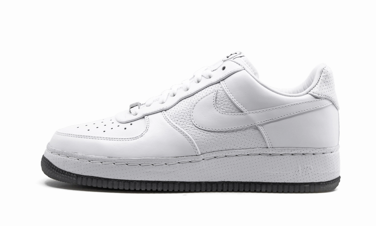 Air Force 1 Low PRM "Hamptons" Glow Hike