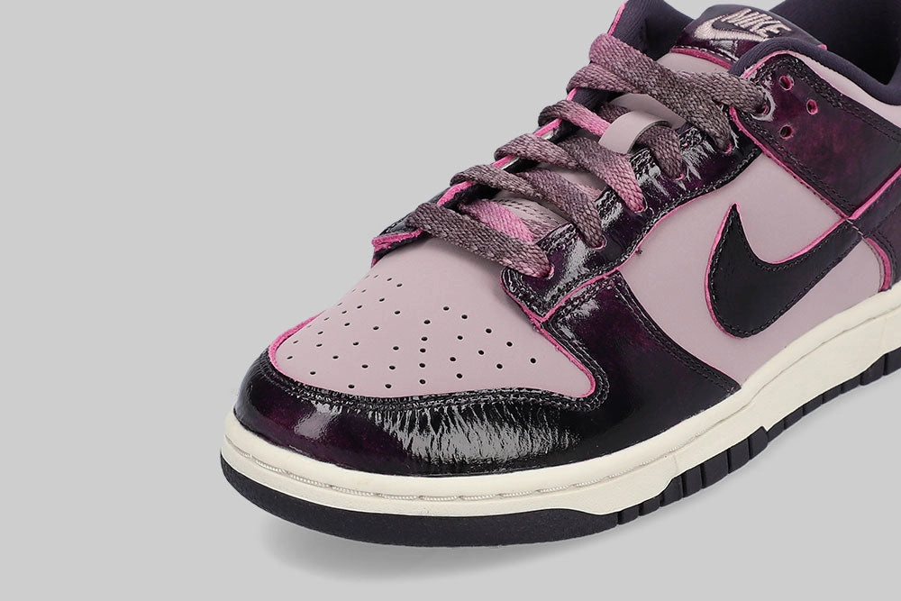 Women's Nike Dunk Low SE Panda 'Light Violet' Energy Returning Technology Mono Mood
