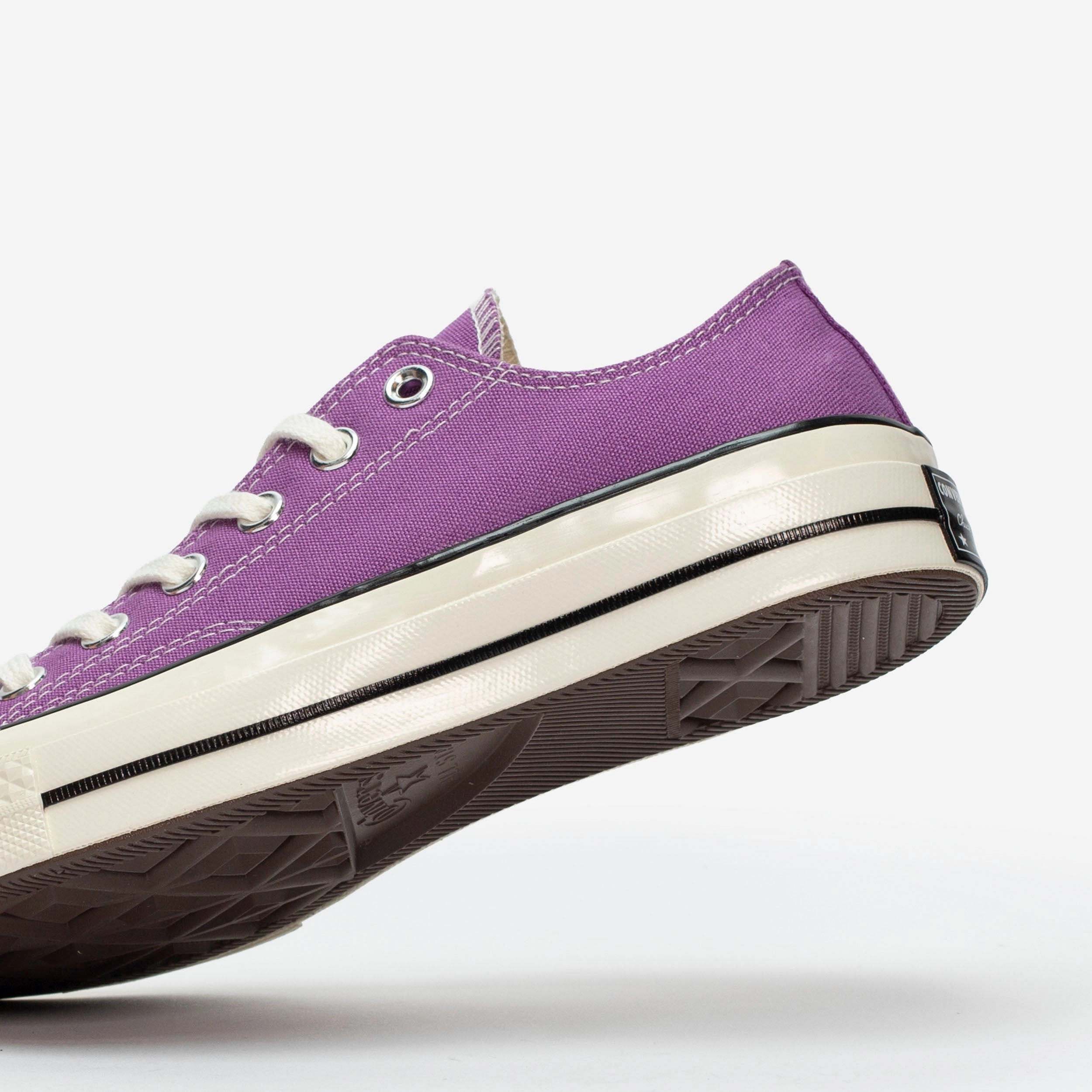 Treaded Sole SoftMaterial Chuck 70