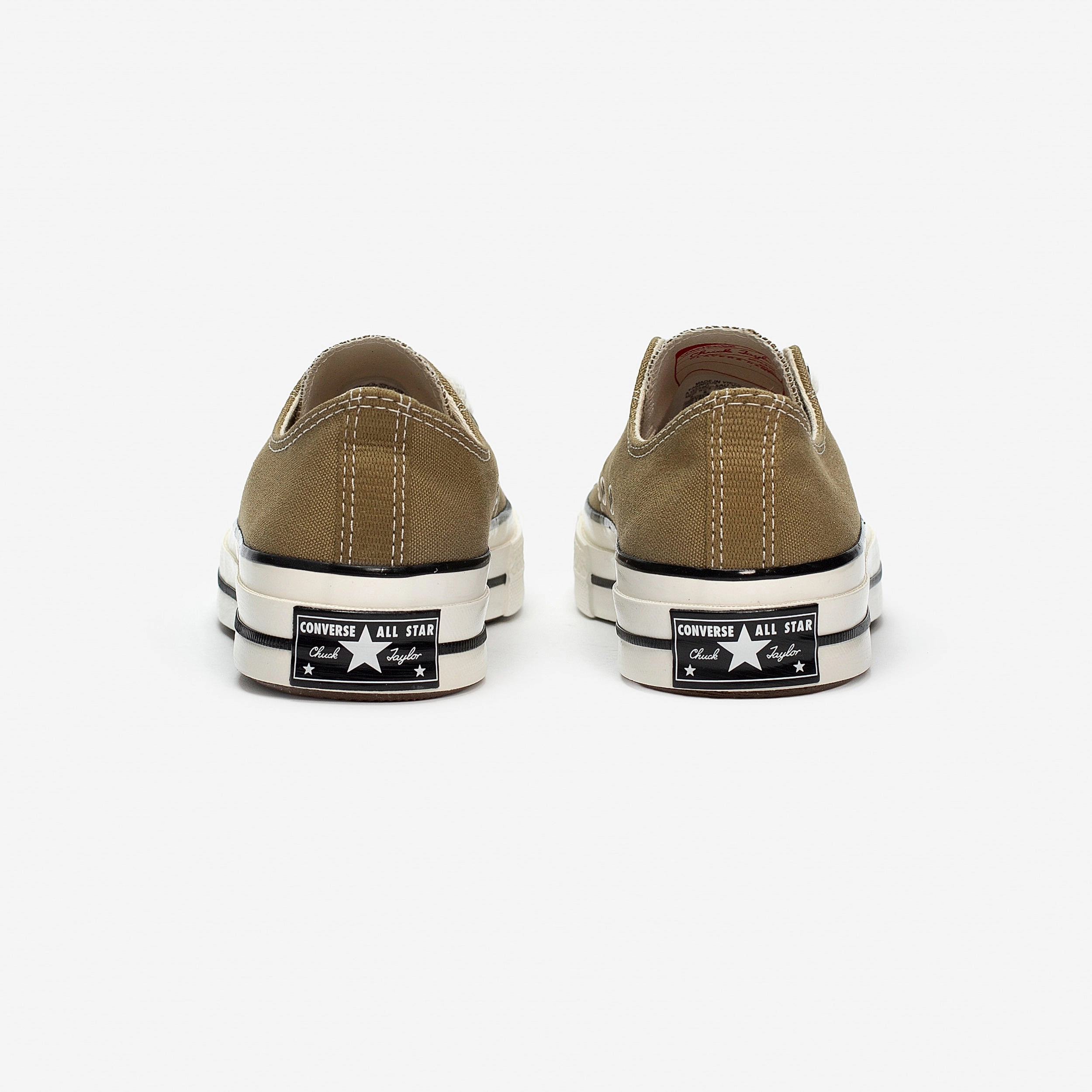 Chuck 70 Adaptive Lacing Mechanism