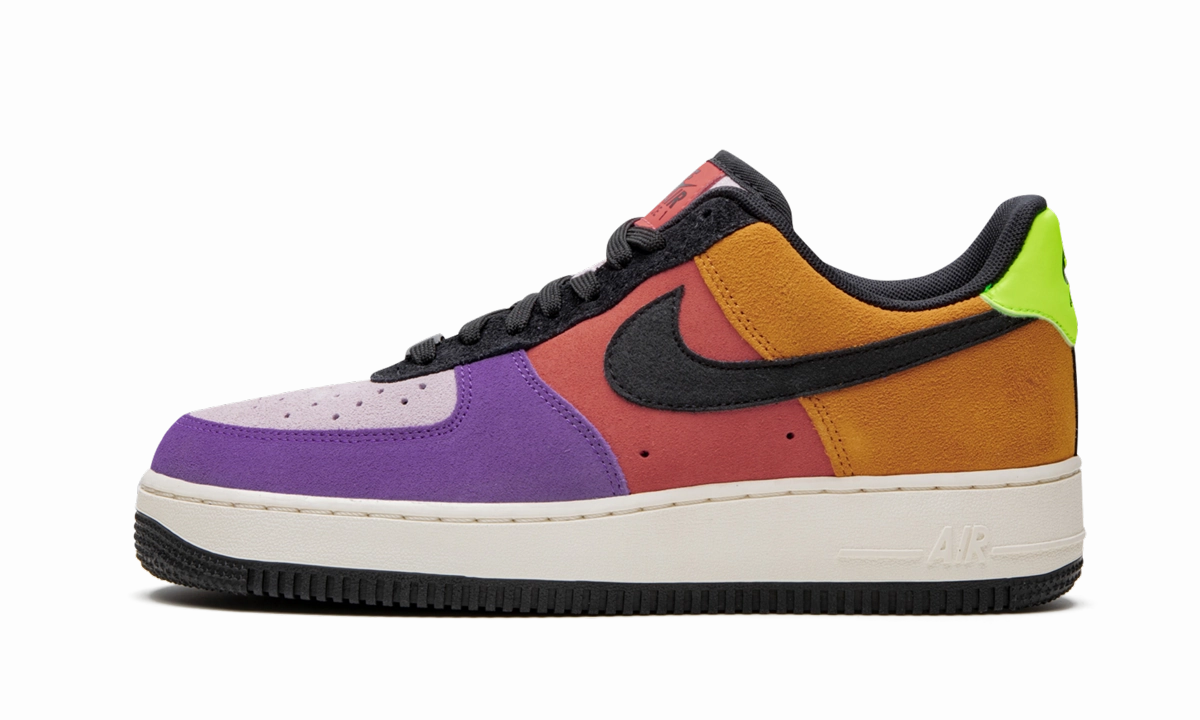 Air Force 1 Low '07 LV8 "Pop the Street" Weekend Walks Warm Feet