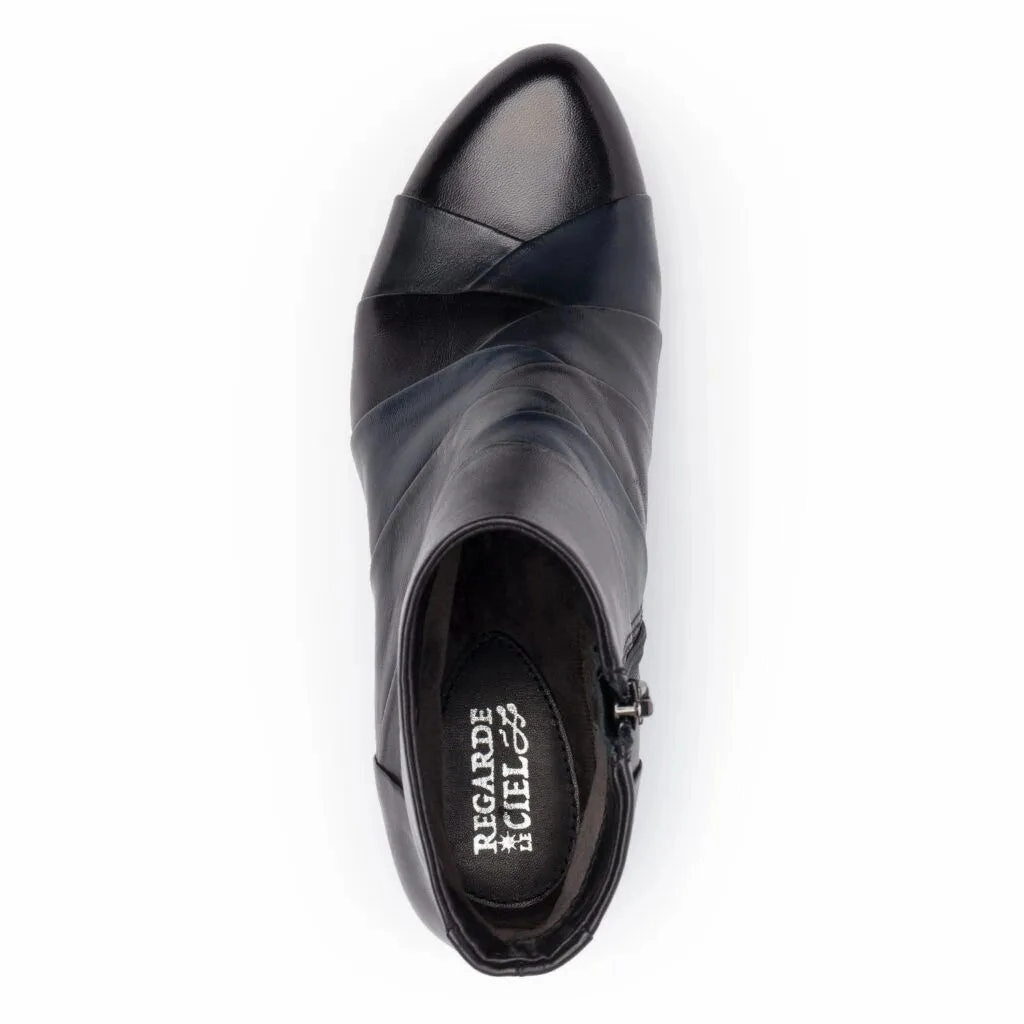 Stefany - 172 Thermal Core Stylish Explorer Comfort Grip